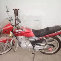 豪爵鈴木鉆豹摩托車125